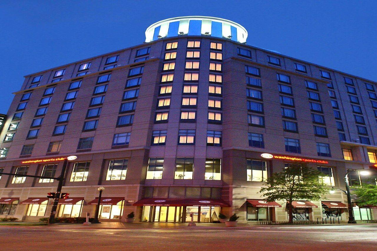 Courtyard By Marriott Silver Spring Downtown Hotel Exterior photo