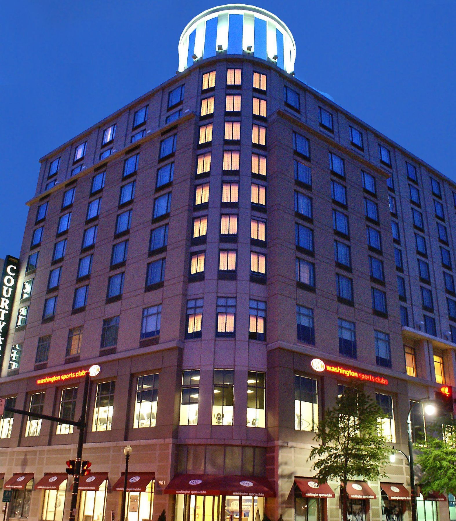 Courtyard By Marriott Silver Spring Downtown Hotel Exterior photo